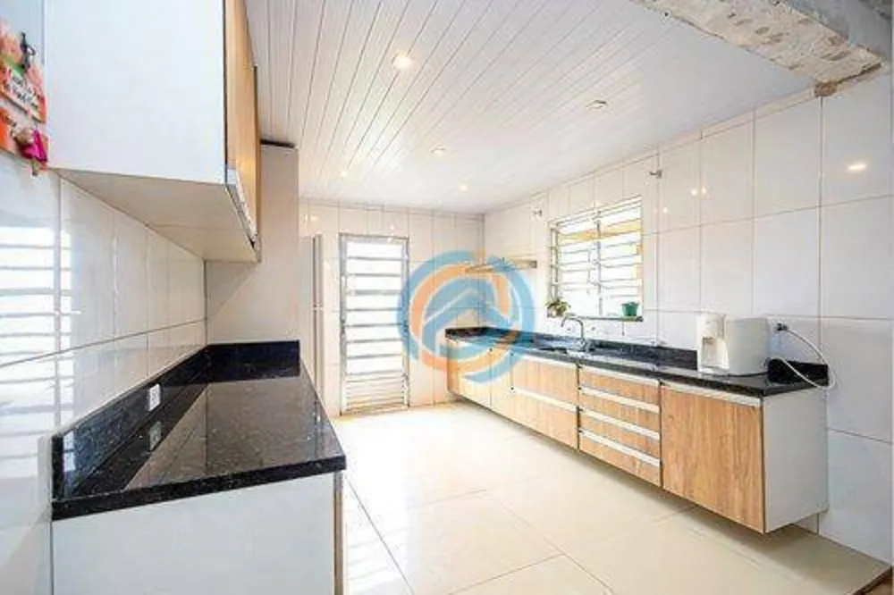 Casa, 6 quartos, 310 m² - Foto 2