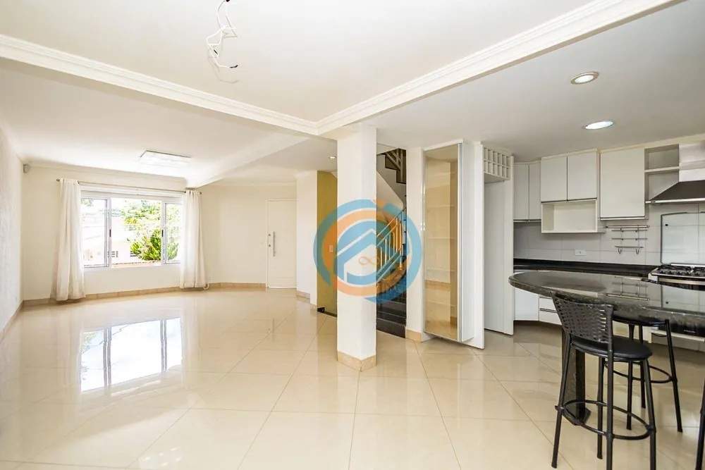 Casa, 3 quartos, 213 m² - Foto 4