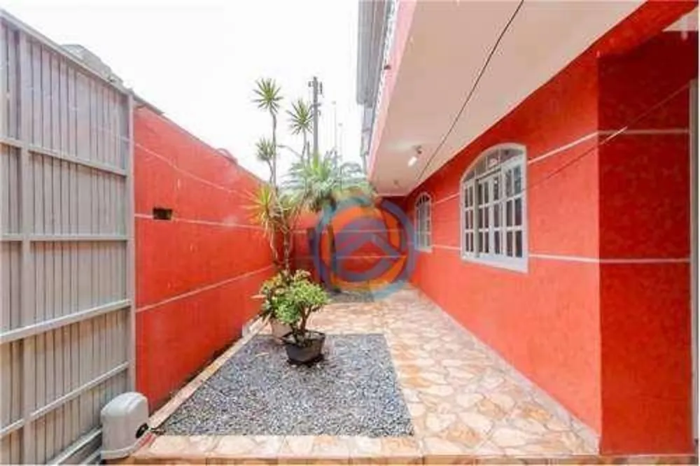 Sobrado, 5 quartos, 220 m² - Foto 1