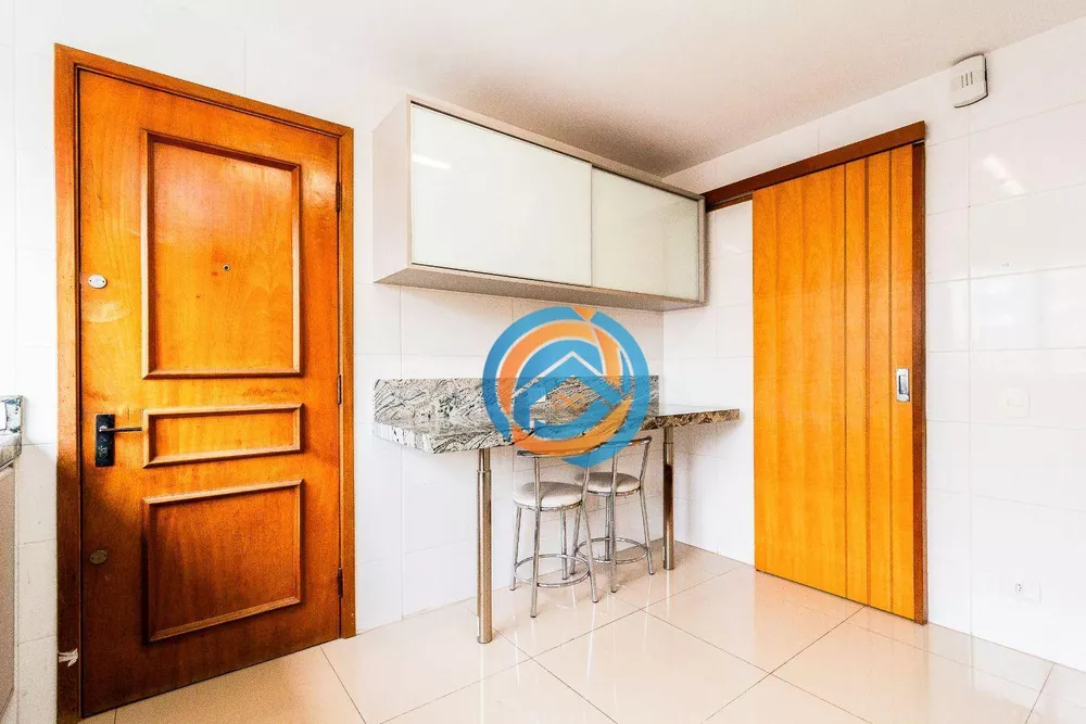 Apartamento à venda com 3 quartos, 147m² - Foto 16