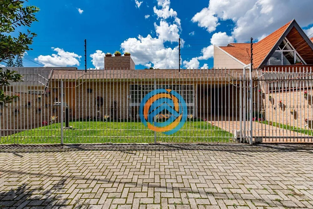 Casa, 3 quartos, 220 m² - Foto 1