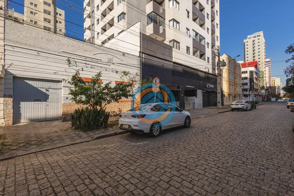 Casa, 4 quartos, 185 m² - Foto 1