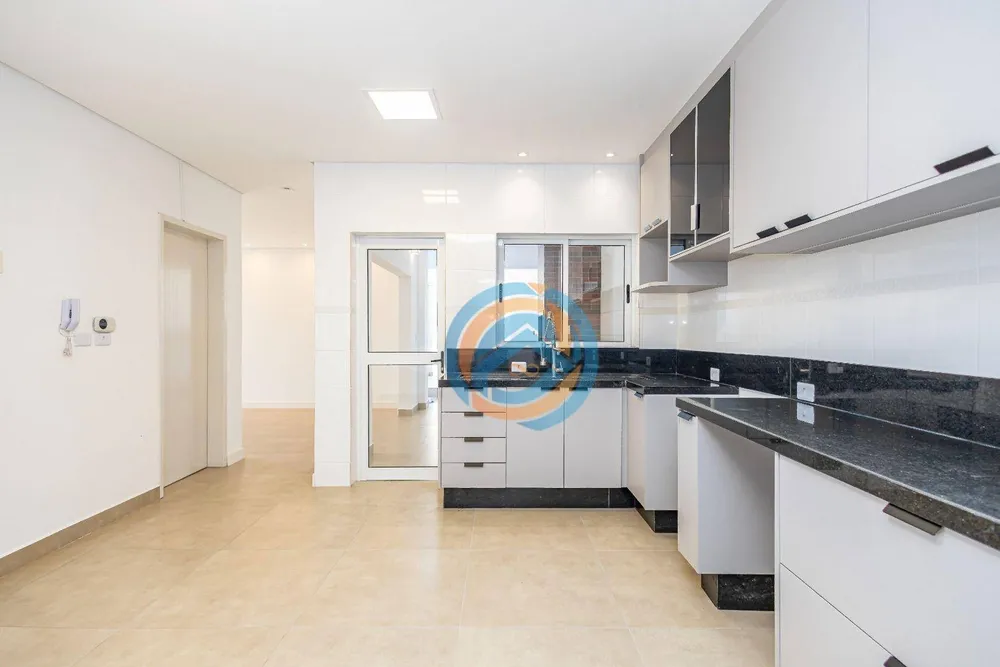 Sobrado, 210 m² - Foto 2