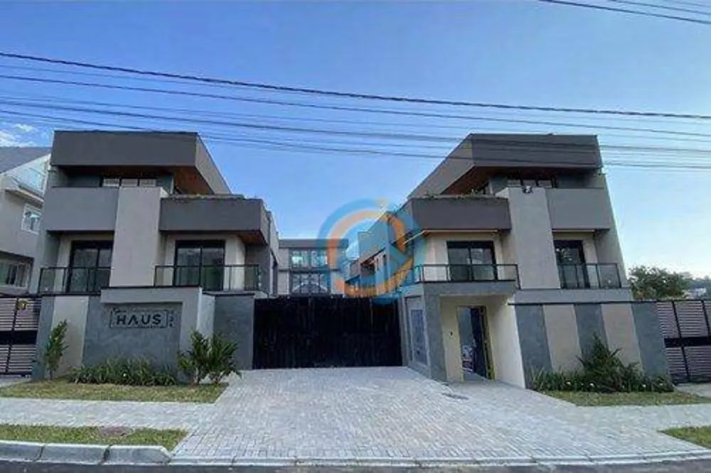 Casa, 3 quartos, 256 m² - Foto 1