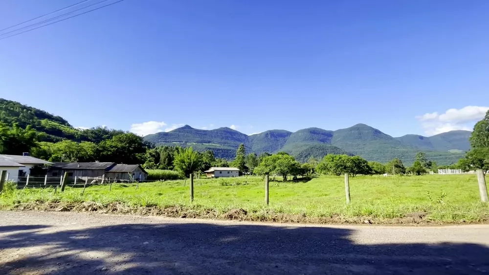 Fazenda à venda com 4 quartos, 75000m² - Foto 3