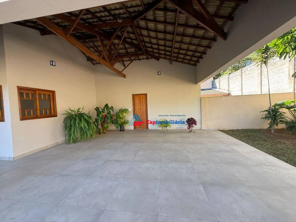 Casa, 3 quartos, 250 m² - Foto 2