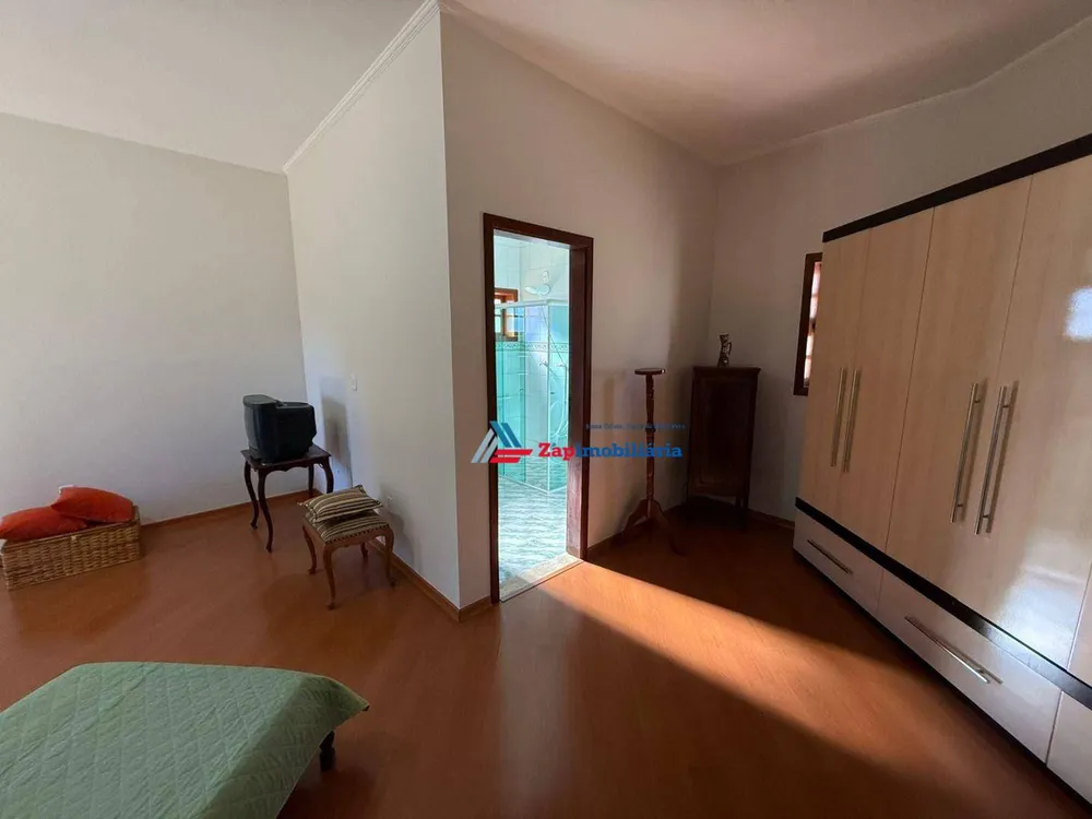Casa, 3 quartos, 250 m² - Foto 15