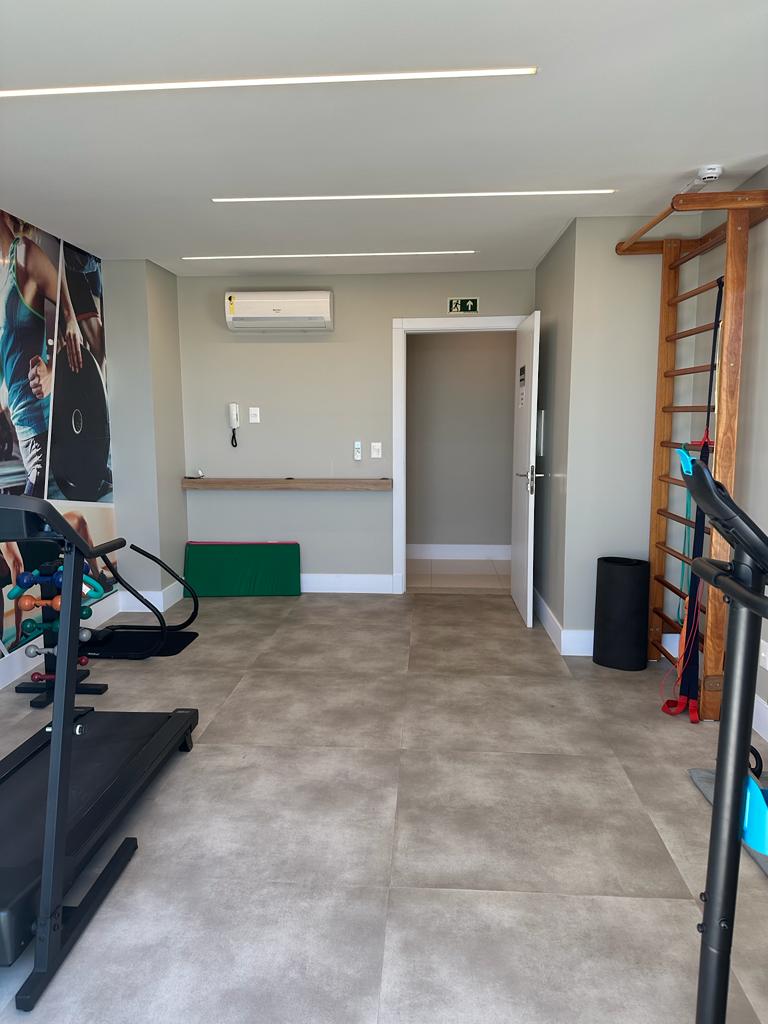 Apartamento à venda com 2 quartos, 42m² - Foto 3