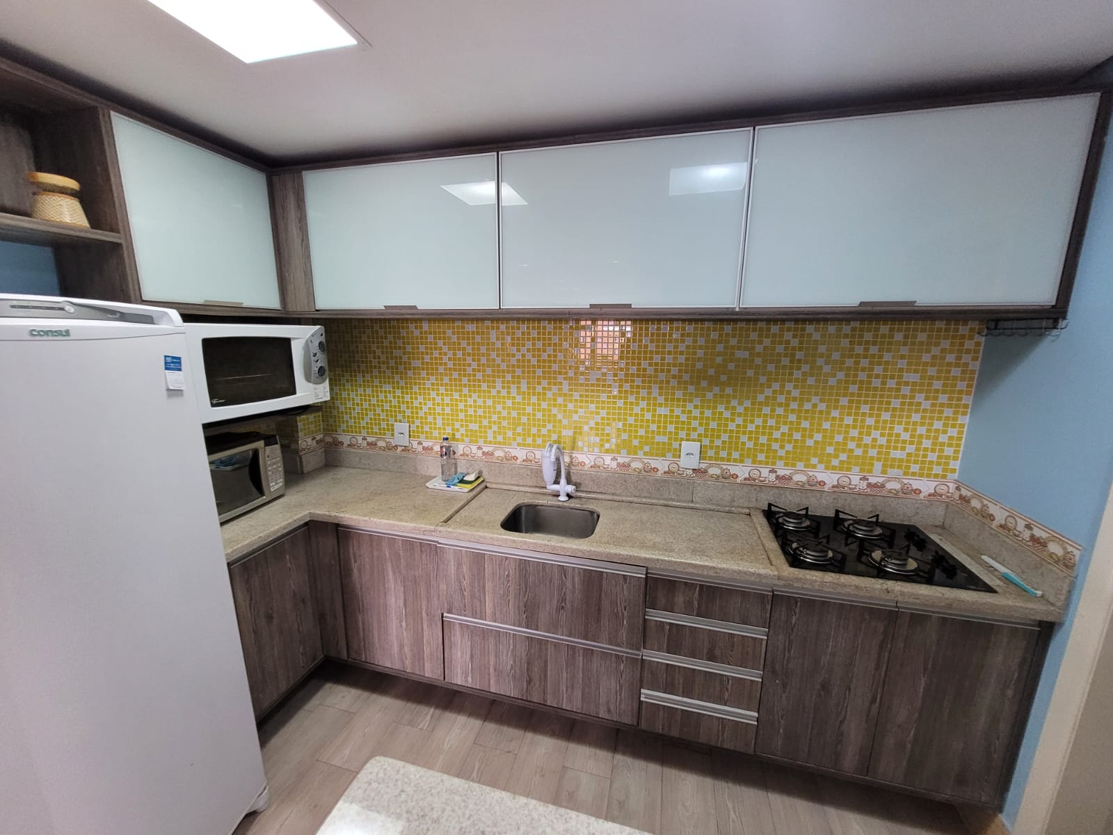 Apartamento à venda com 4 quartos, 140m² - Foto 3