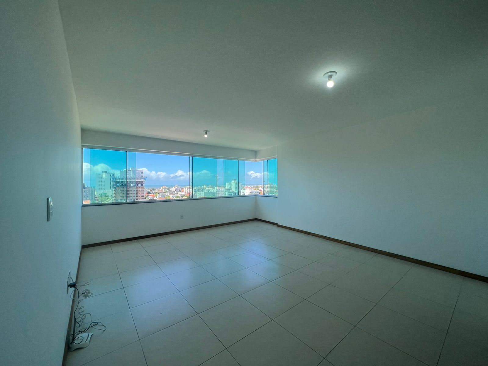 Apartamento à venda com 2 quartos, 123m² - Foto 2