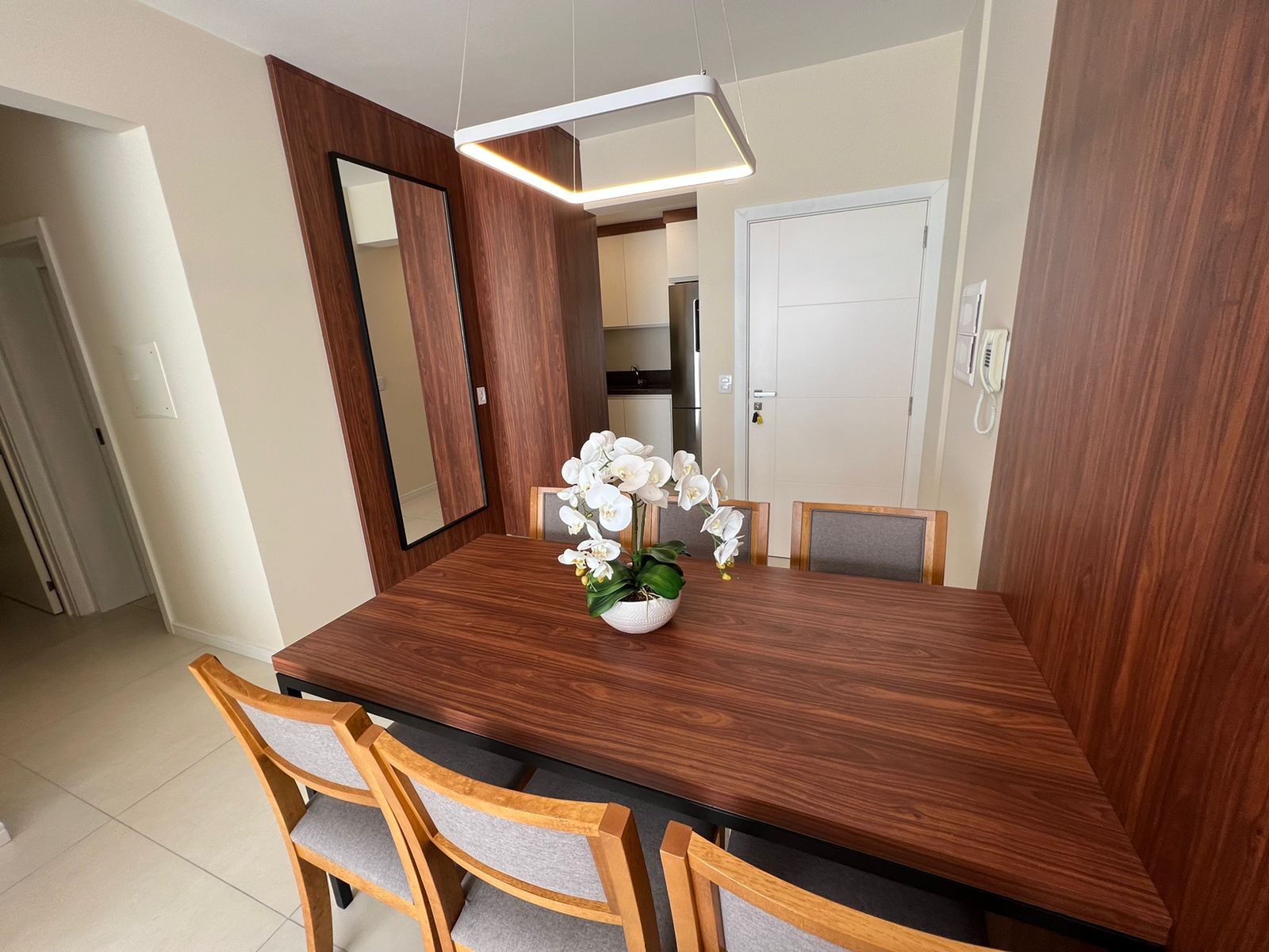 Apartamento à venda com 2 quartos, 70m² - Foto 11