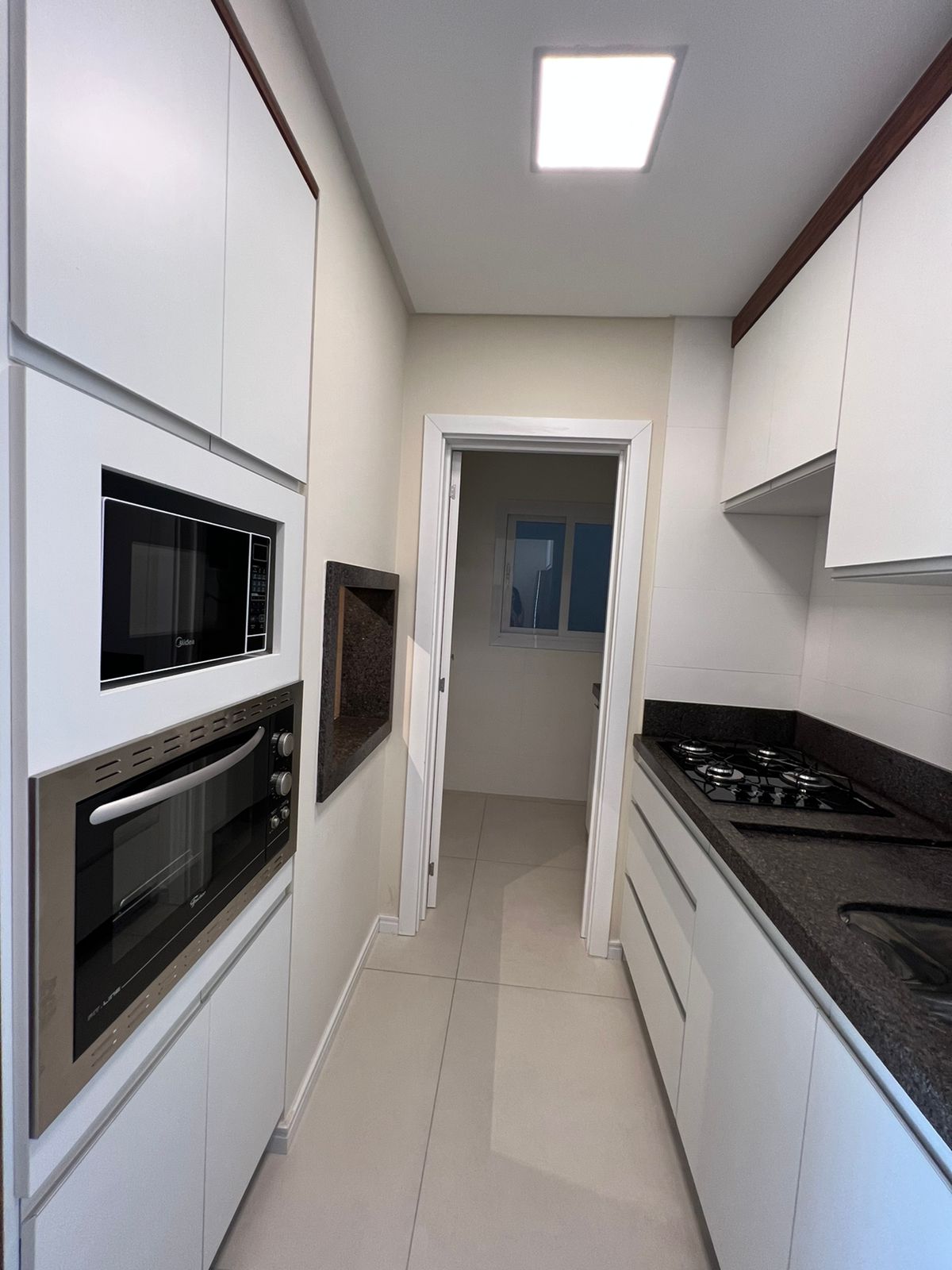 Apartamento à venda com 2 quartos, 70m² - Foto 6