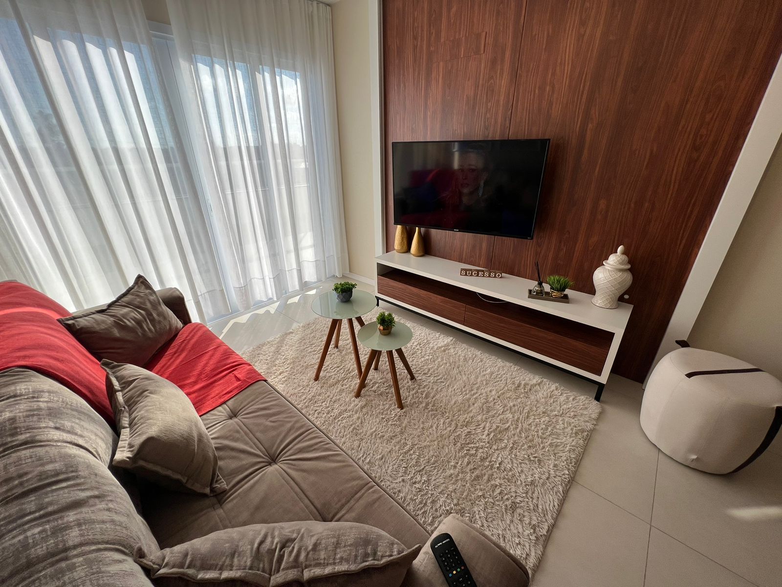 Apartamento à venda com 2 quartos, 70m² - Foto 4