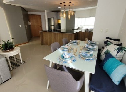 Apartamento à venda com 3 quartos, 100m² - Foto 2