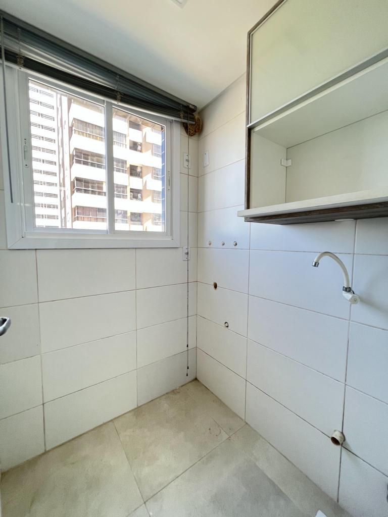 Apartamento à venda com 2 quartos, 103m² - Foto 9