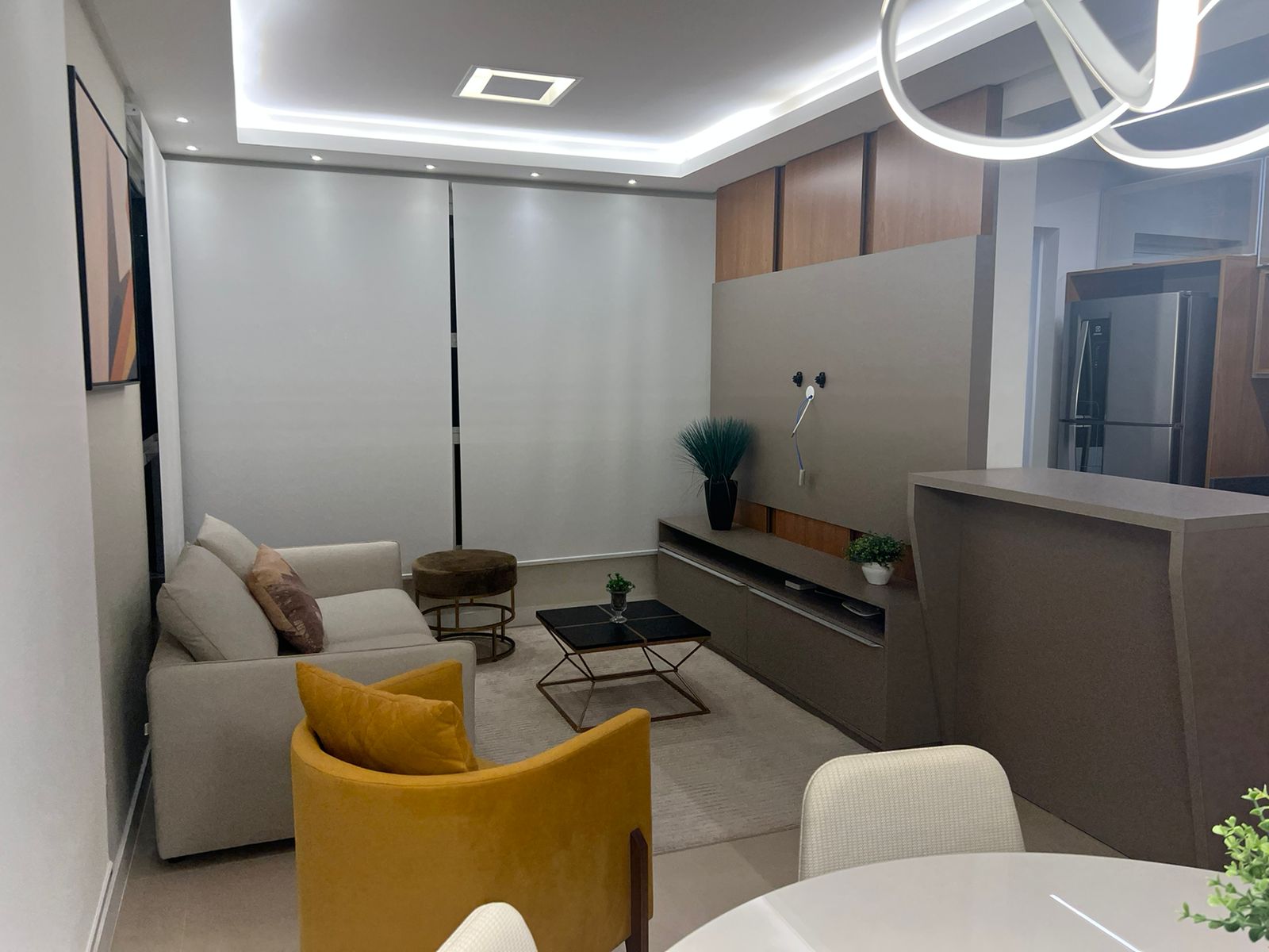 Apartamento à venda com 2 quartos, 77m² - Foto 11