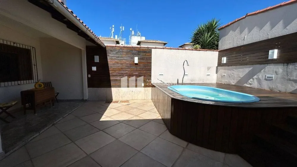 Casa, 3 quartos, 300 m² - Foto 1