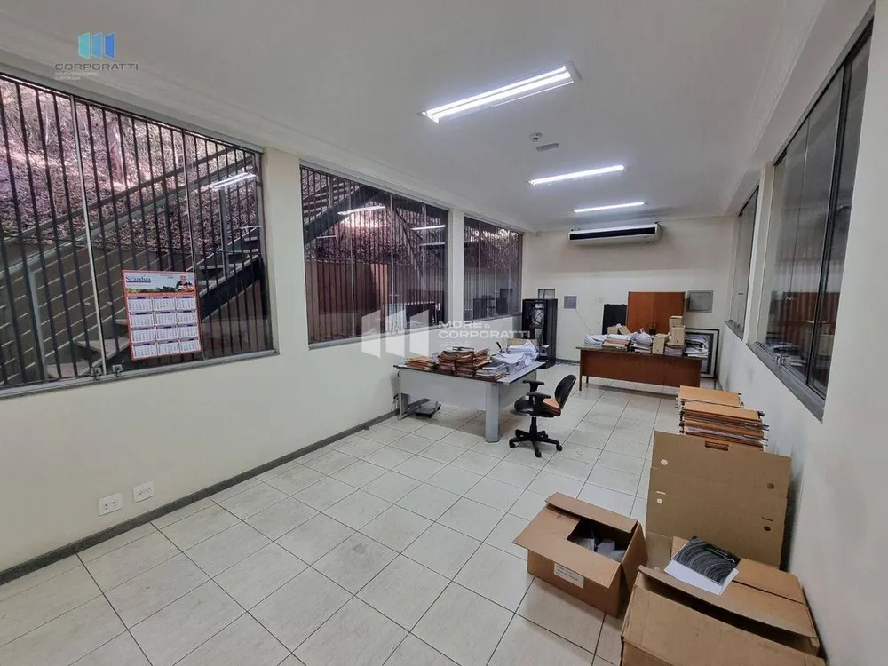 Depósito-Galpão, 2700 m² - Foto 1