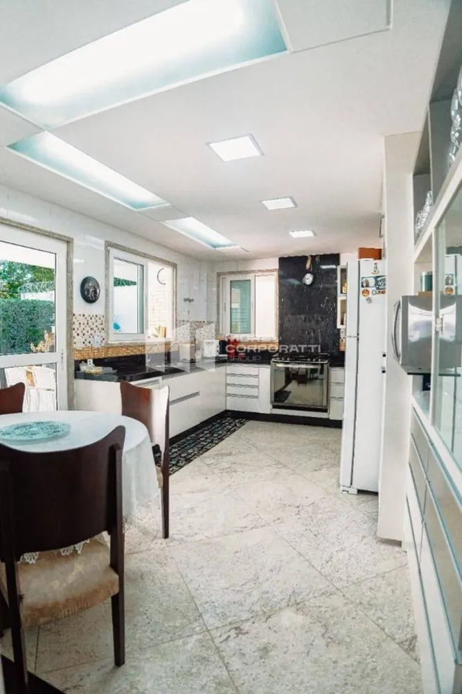 Casa, 3 quartos, 277 m² - Foto 2