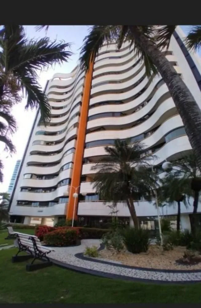 Apartamento, 3 quartos, 214 m² - Foto 1