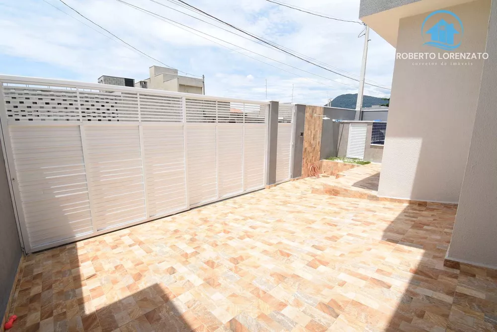 Casa à venda com 2 quartos, 66m² - Foto 3