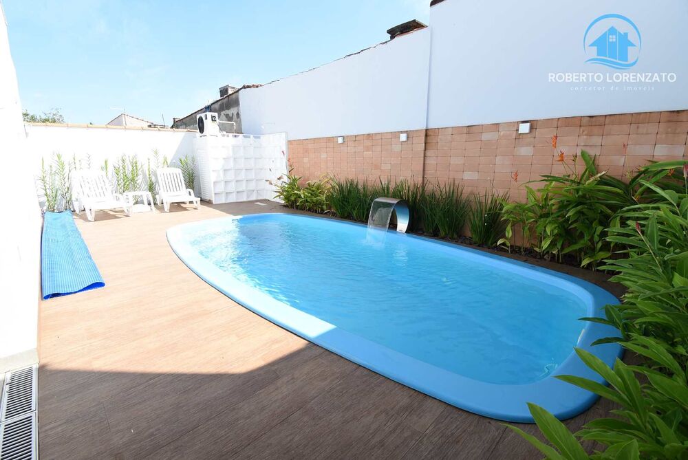 Casa, 5 quartos, 230 m² - Foto 1