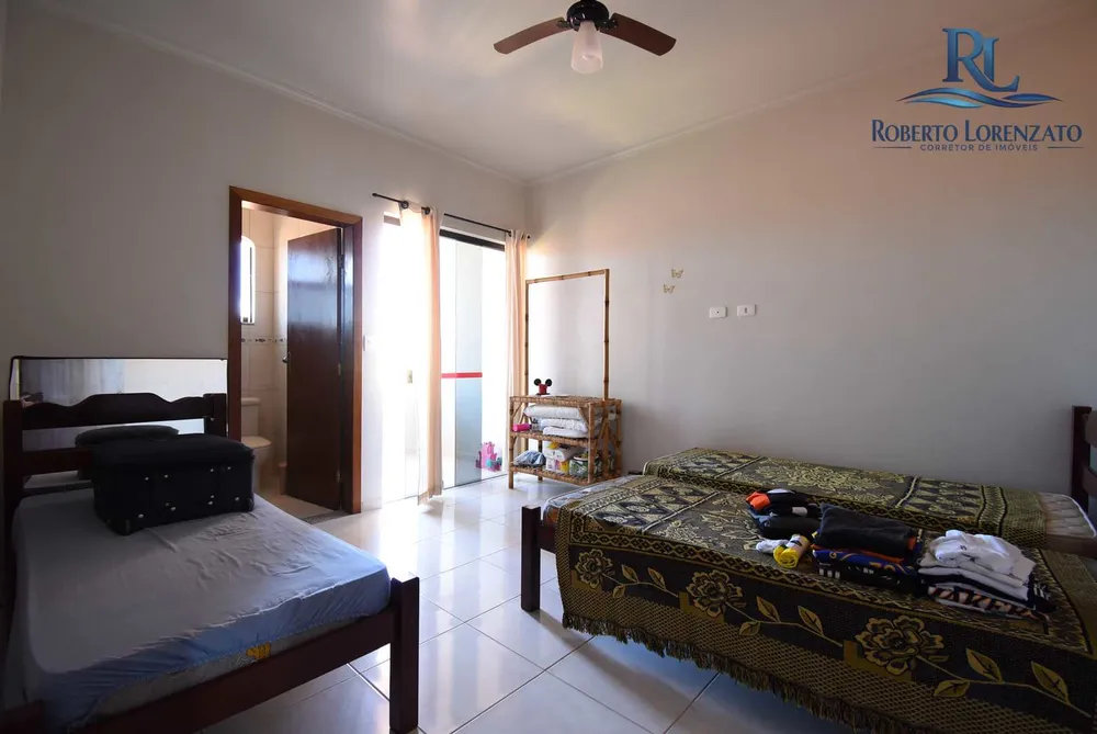 Casa, 4 quartos, 251 m² - Foto 2