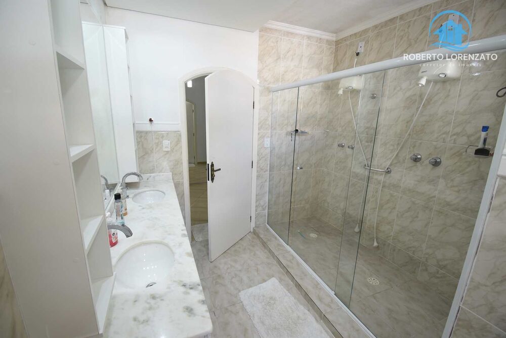 Casa à venda com 4 quartos, 192m² - Foto 3