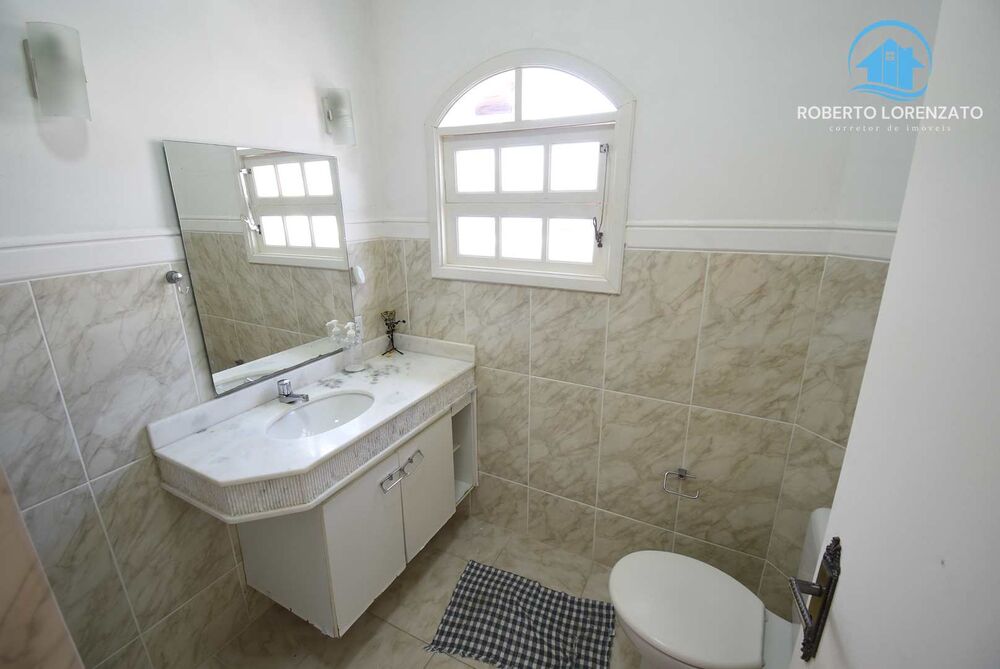 Casa à venda com 4 quartos, 192m² - Foto 4