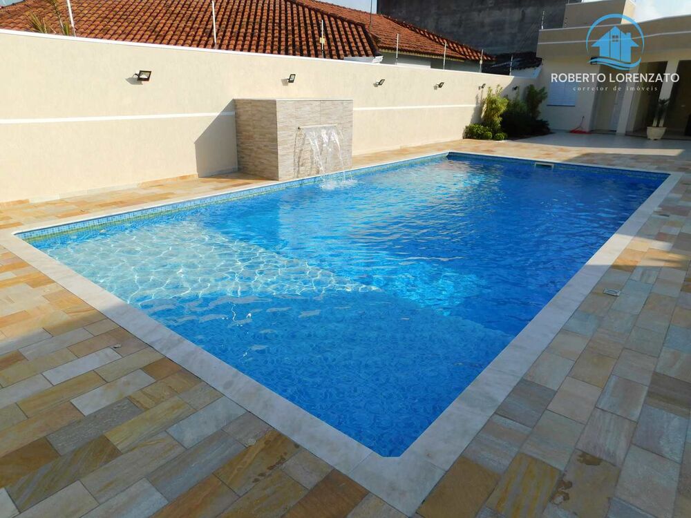 Casa, 4 quartos, 257 m² - Foto 1