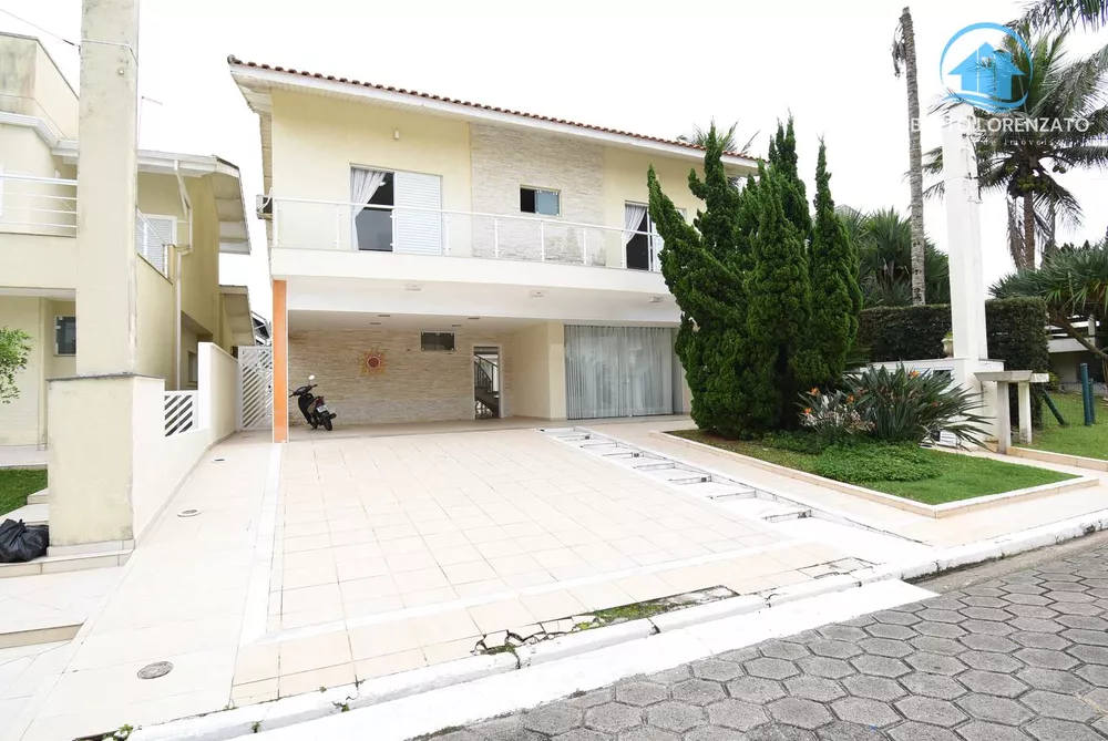 Casa à venda com 4 quartos, 322m² - Foto 2