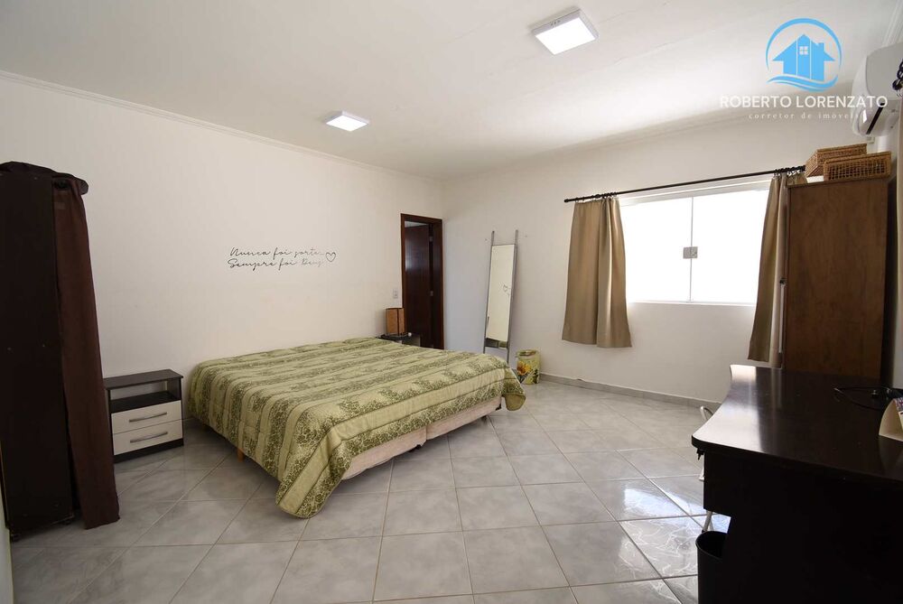 Casa, 4 quartos, 245 m² - Foto 4