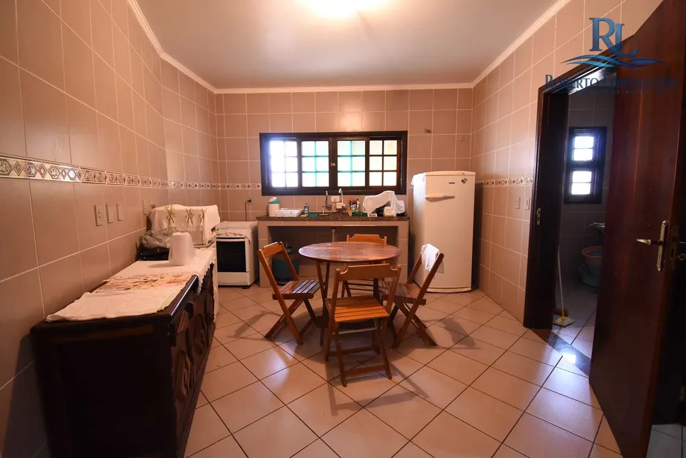Casa, 3 quartos, 230 m² - Foto 8