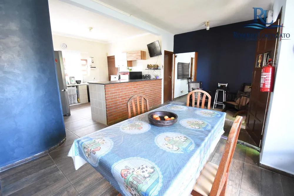 Casa, 5 quartos, 213 m² - Foto 1