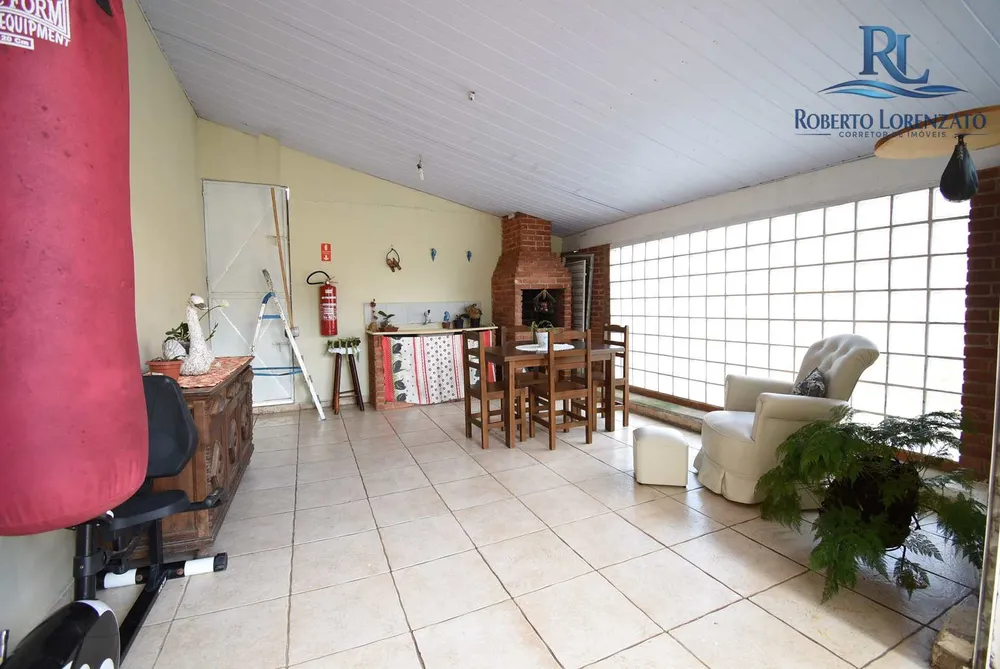 Casa, 5 quartos, 213 m² - Foto 3