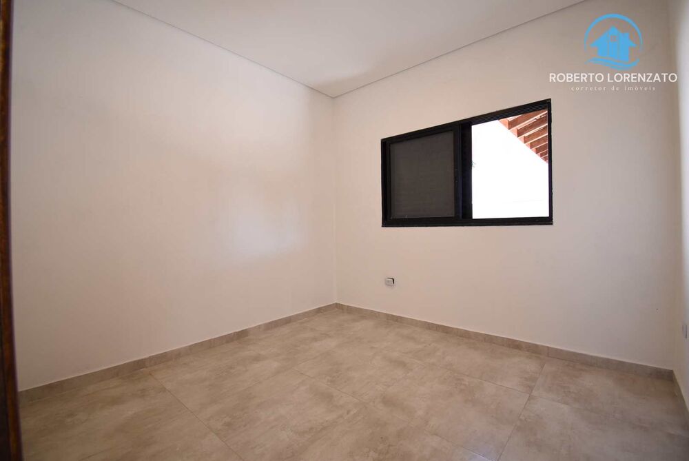 Casa à venda com 2 quartos, 81m² - Foto 4