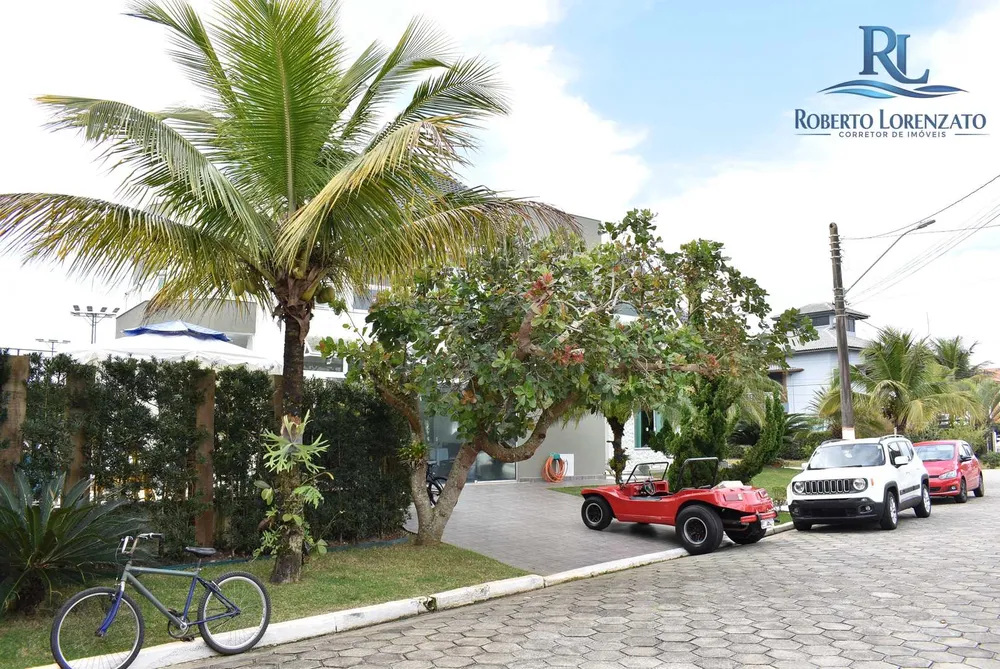 Casa, 4 quartos, 240 m² - Foto 1