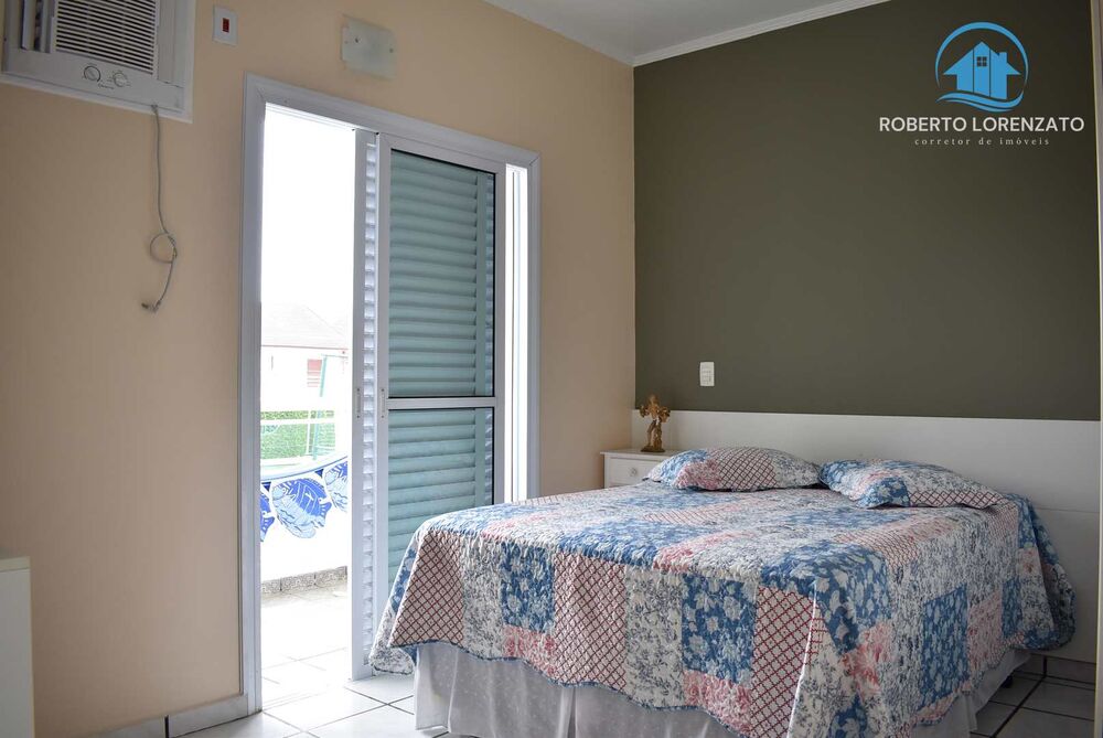 Casa à venda com 4 quartos, 240m² - Foto 3
