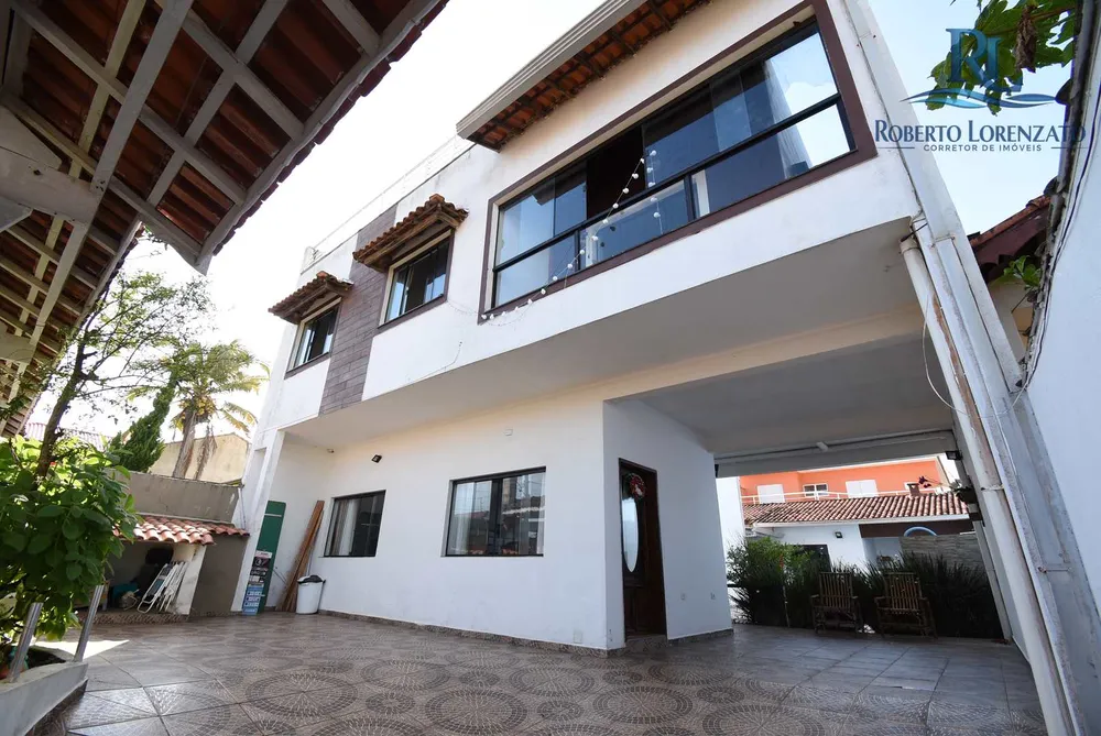 Casa, 4 quartos, 275 m² - Foto 2