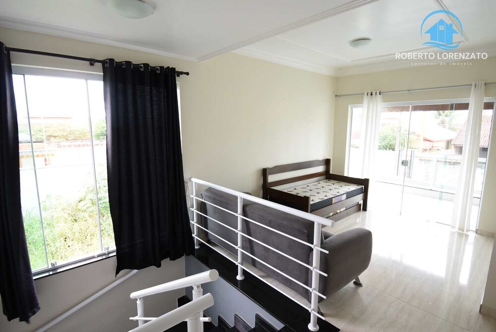 Casa, 3 quartos, 227 m² - Foto 1
