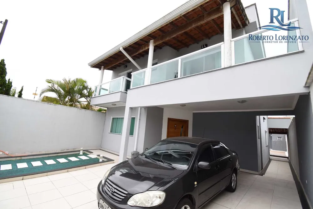 Casa, 3 quartos, 227 m² - Foto 1