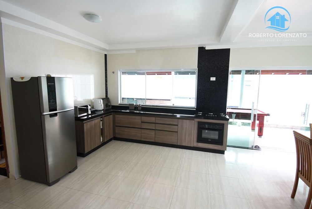 Casa, 3 quartos, 227 m² - Foto 4