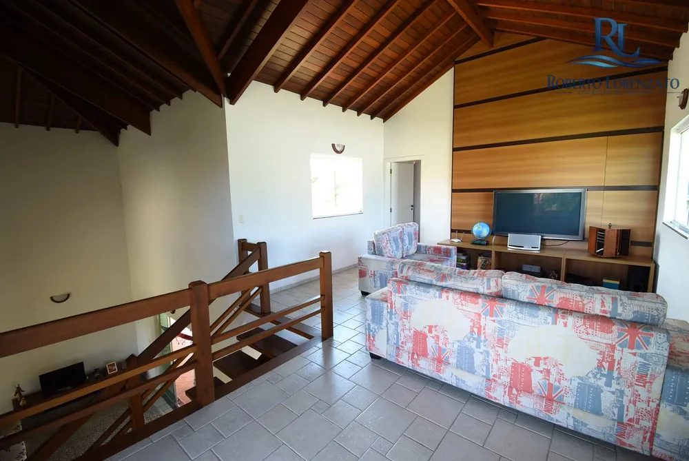 Casa, 3 quartos, 298 m² - Foto 1