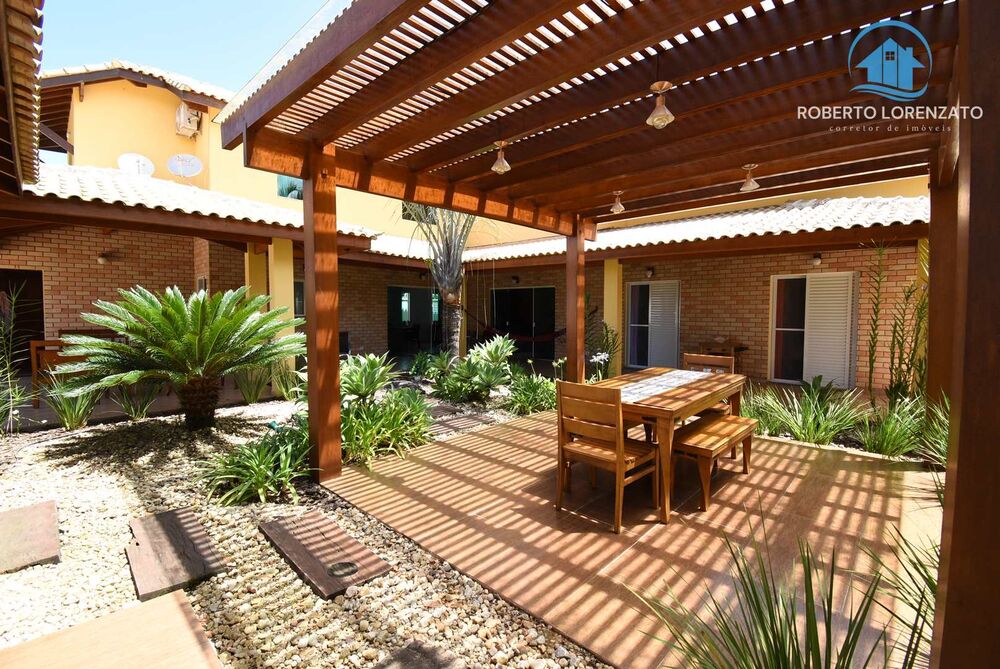 Casa, 3 quartos, 298 m² - Foto 3