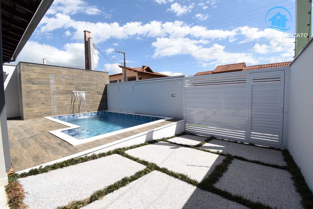 Casa, 3 quartos, 134 m² - Foto 1