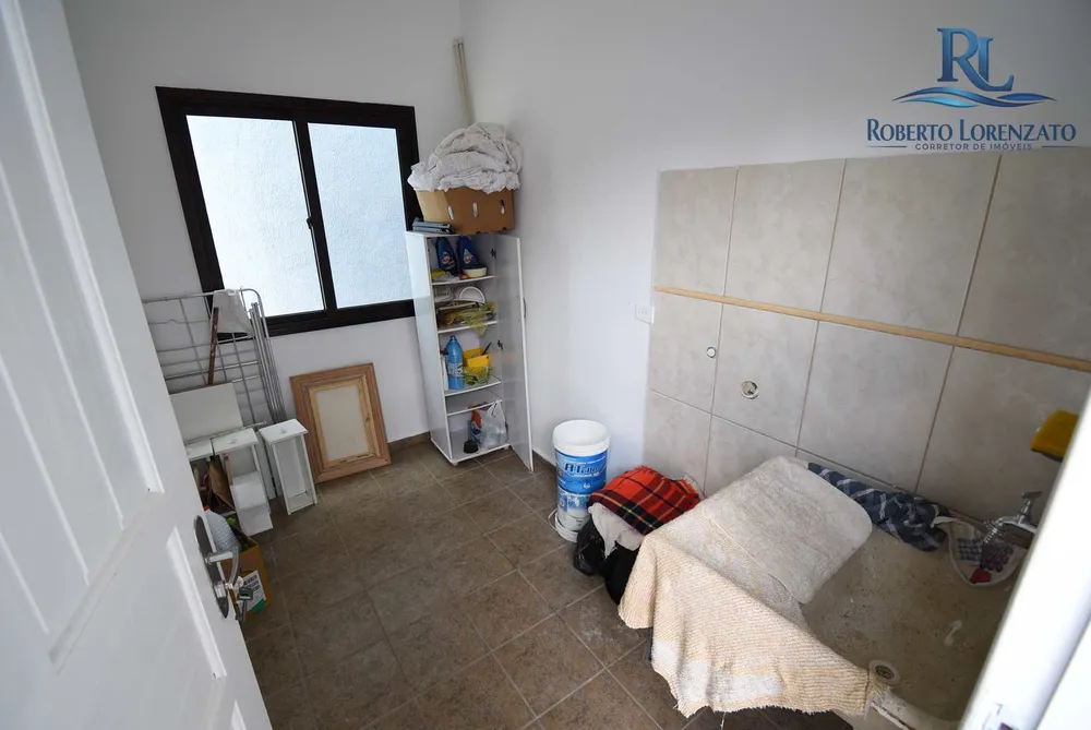 Casa, 4 quartos, 237 m² - Foto 1