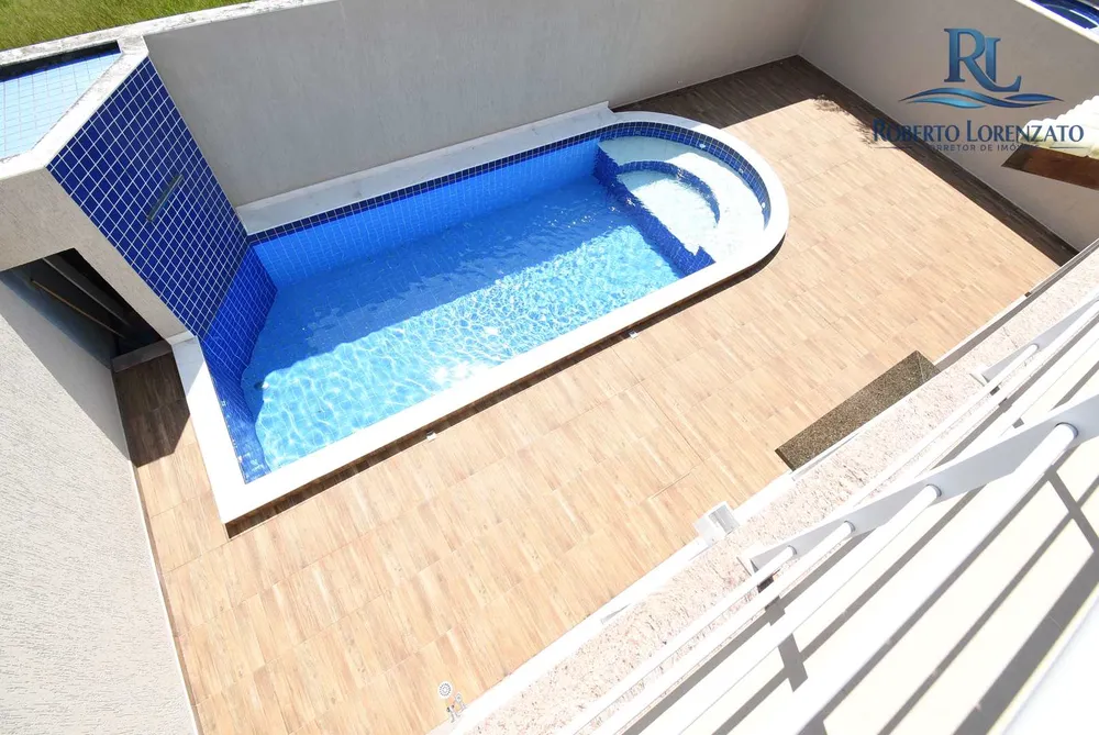 Casa, 4 quartos, 225 m² - Foto 1