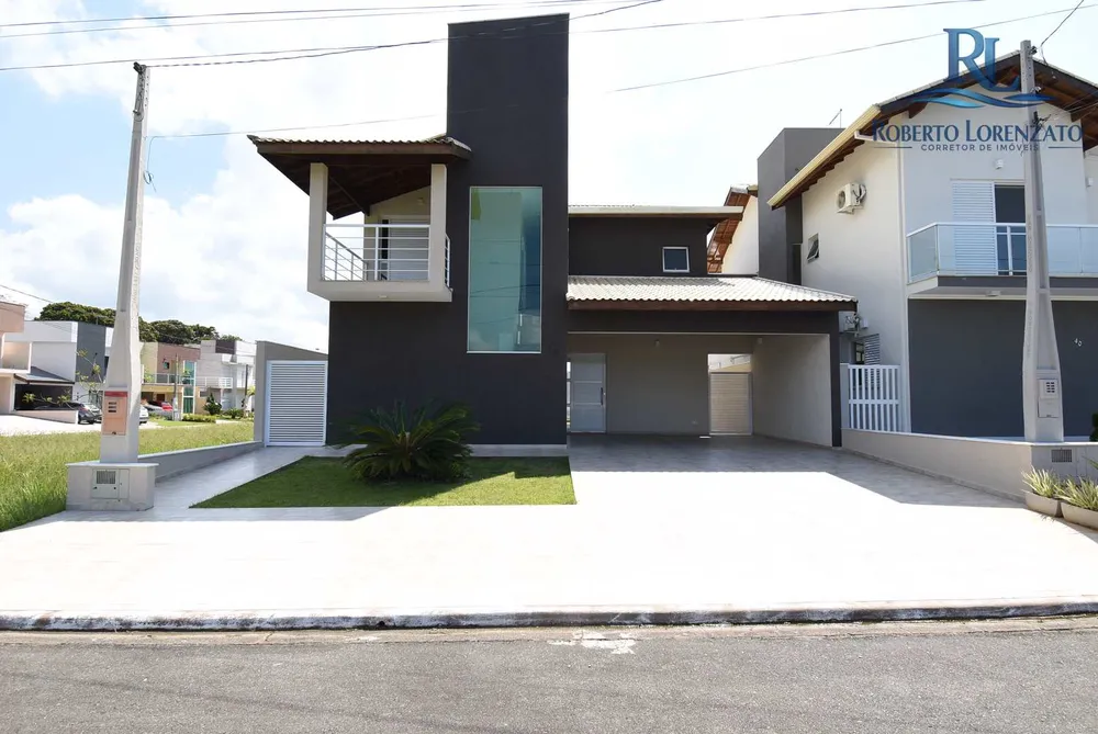 Casa, 4 quartos, 225 m² - Foto 1
