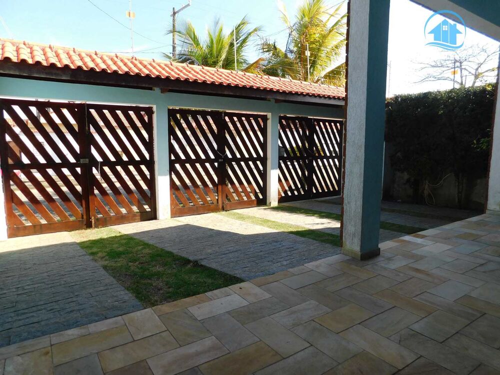 Casa, 4 quartos, 228 m² - Foto 1