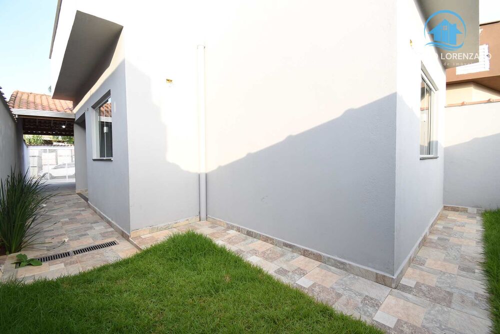 Casa à venda com 2 quartos, 69m² - Foto 3
